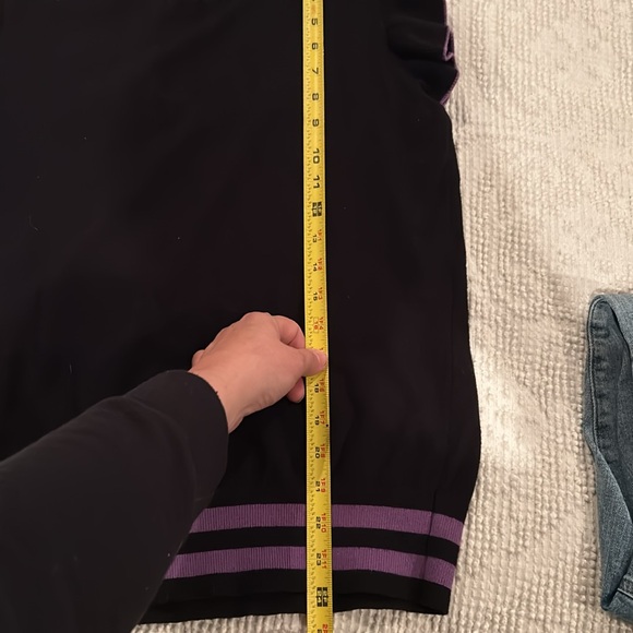 Bibi Women’s size SMALL. Queen of the Mardi sweater - Picture 5 of 7